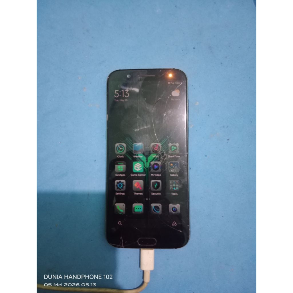 HANDPHONE XIOME BLACK SHARK 1 MINUS BEKAS SECOND NORMAL 8/128
