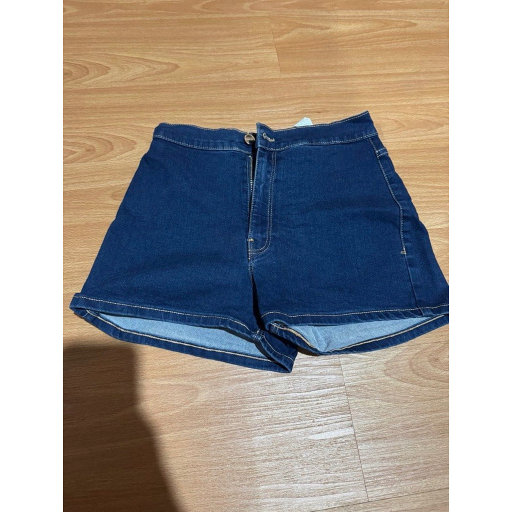Celana pendek pull&bear
