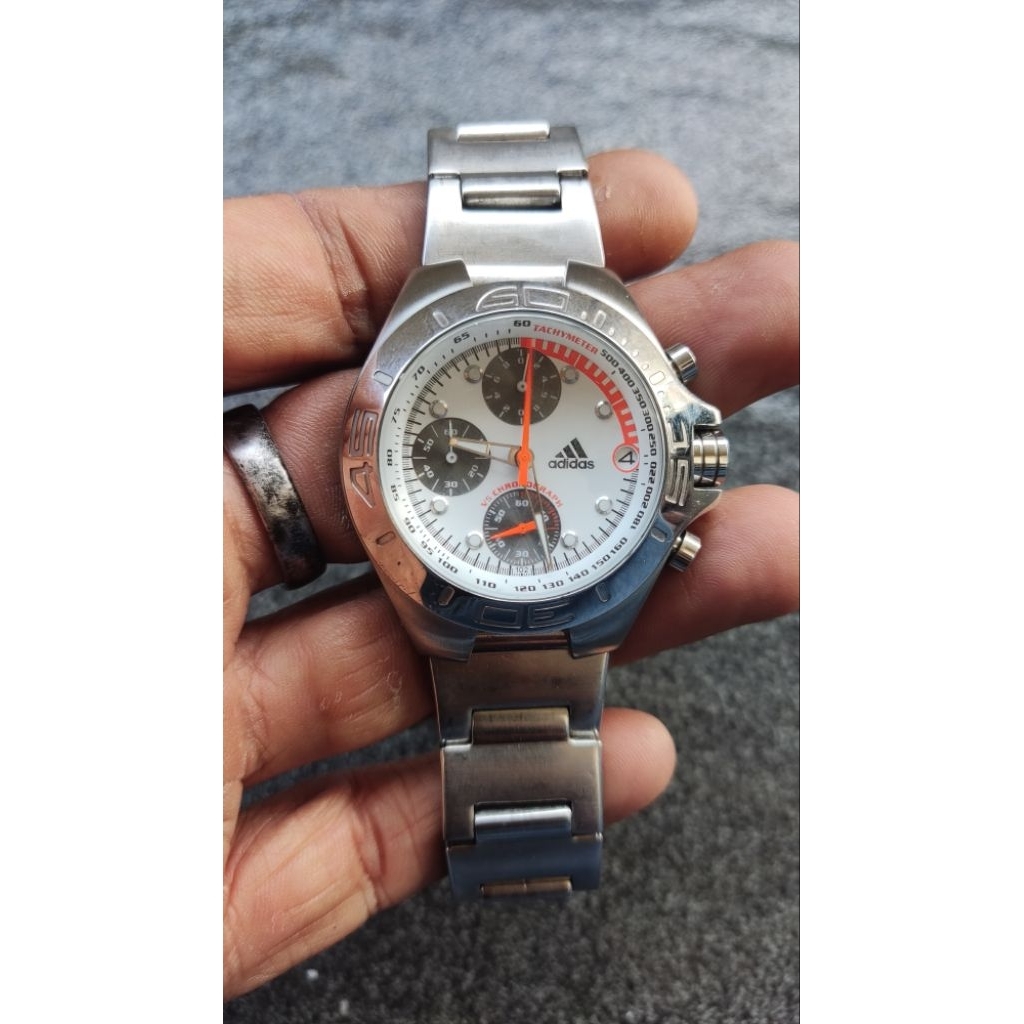 jam tangan adidas