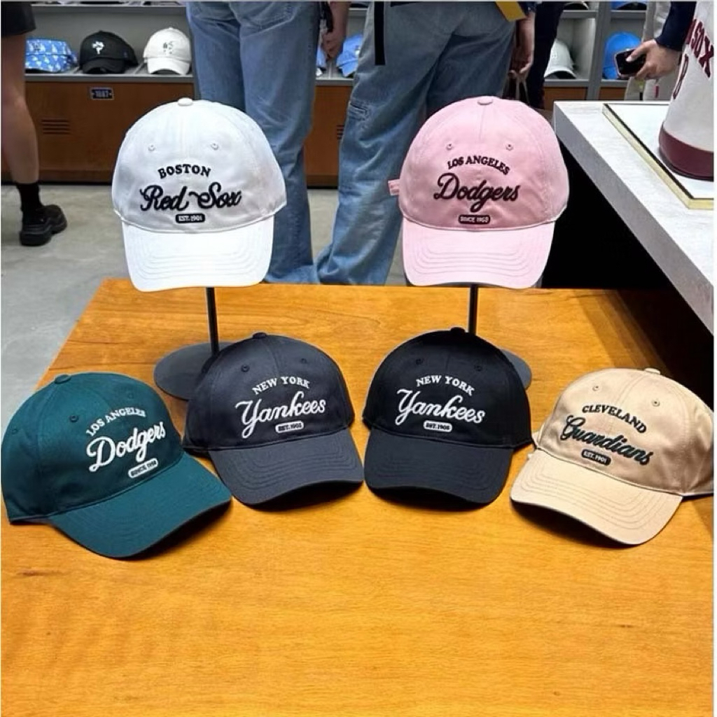 MLB Varsity Cursive New York Yankees Ball Cap - Topi Baseball Redsox Boston