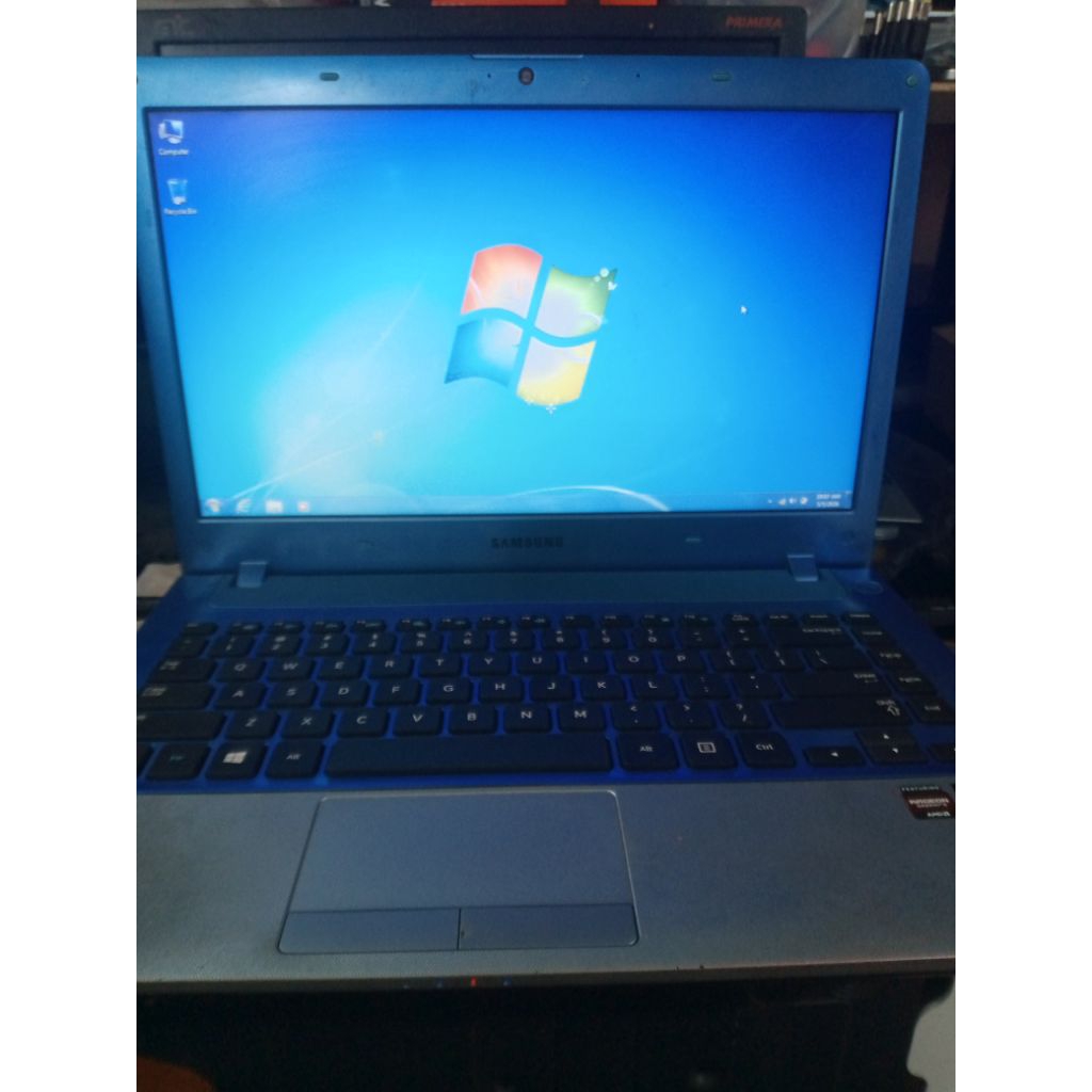 Laptop Samsung NP355V4X AMD A6 4400M