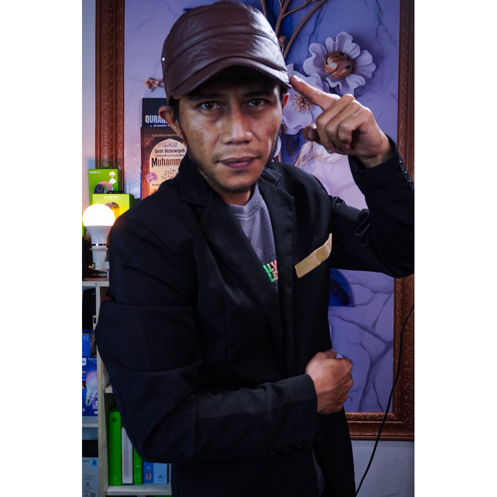 TOPI KULIT Asli KOMANDO