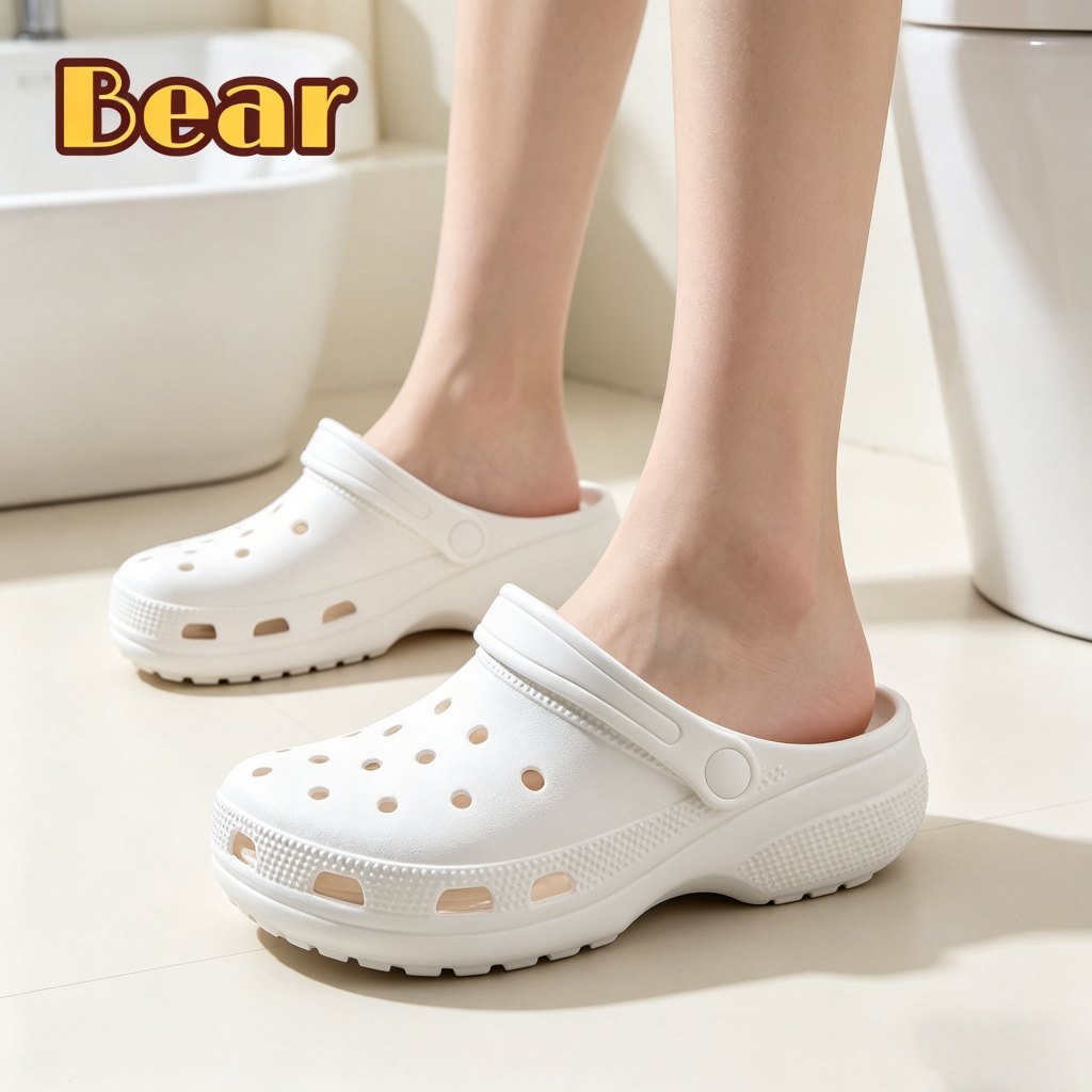 BIG SALE Bear Classic Crocs Sandal Putih - Sepatu Santai Wanita Pria untuk Segala Aktivitas