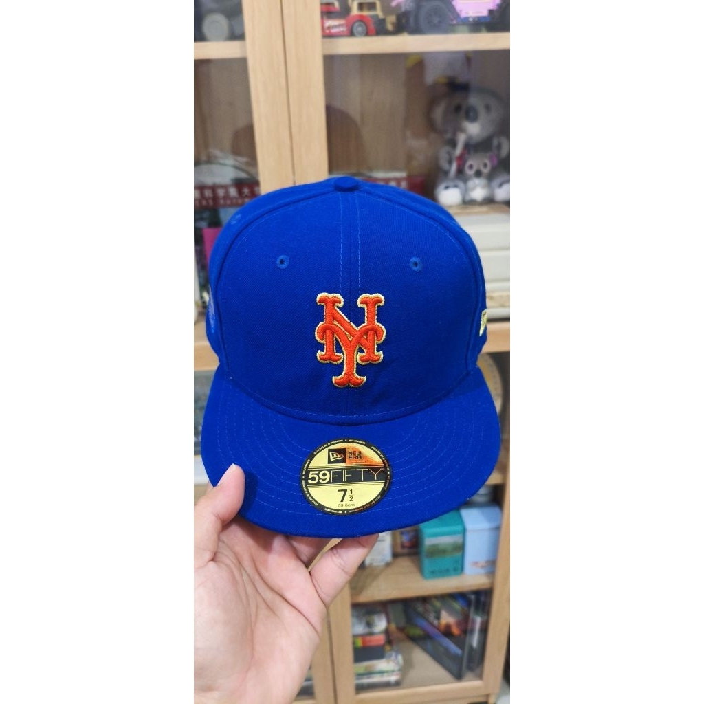 New Era MLB New York Mets Gold Series 59-Fifty Featuring "American Eagle" Patch on the side Rare Ite