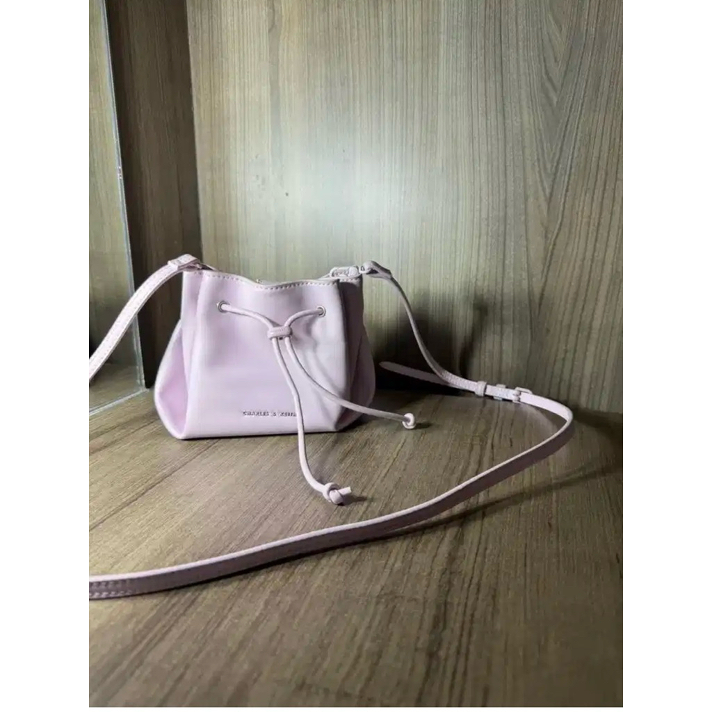 TAS ORI CHARLES AND KEITH