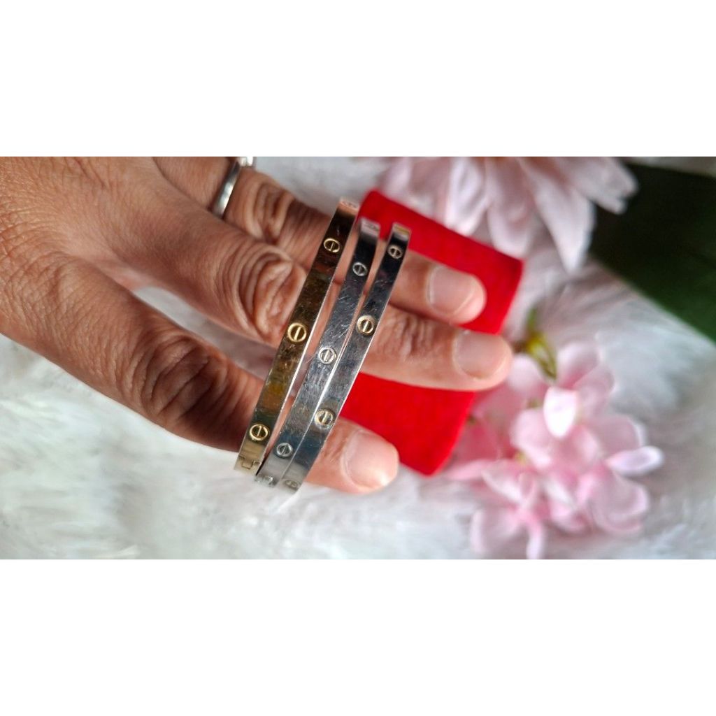 Gelang Minimalis IP6688  Love Bracelet SM (Small)