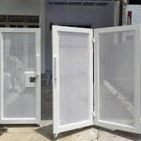 Pagar Rumah besi holo Lipat Plat Bolong Tahan Lama Praktis Untuk Rumah