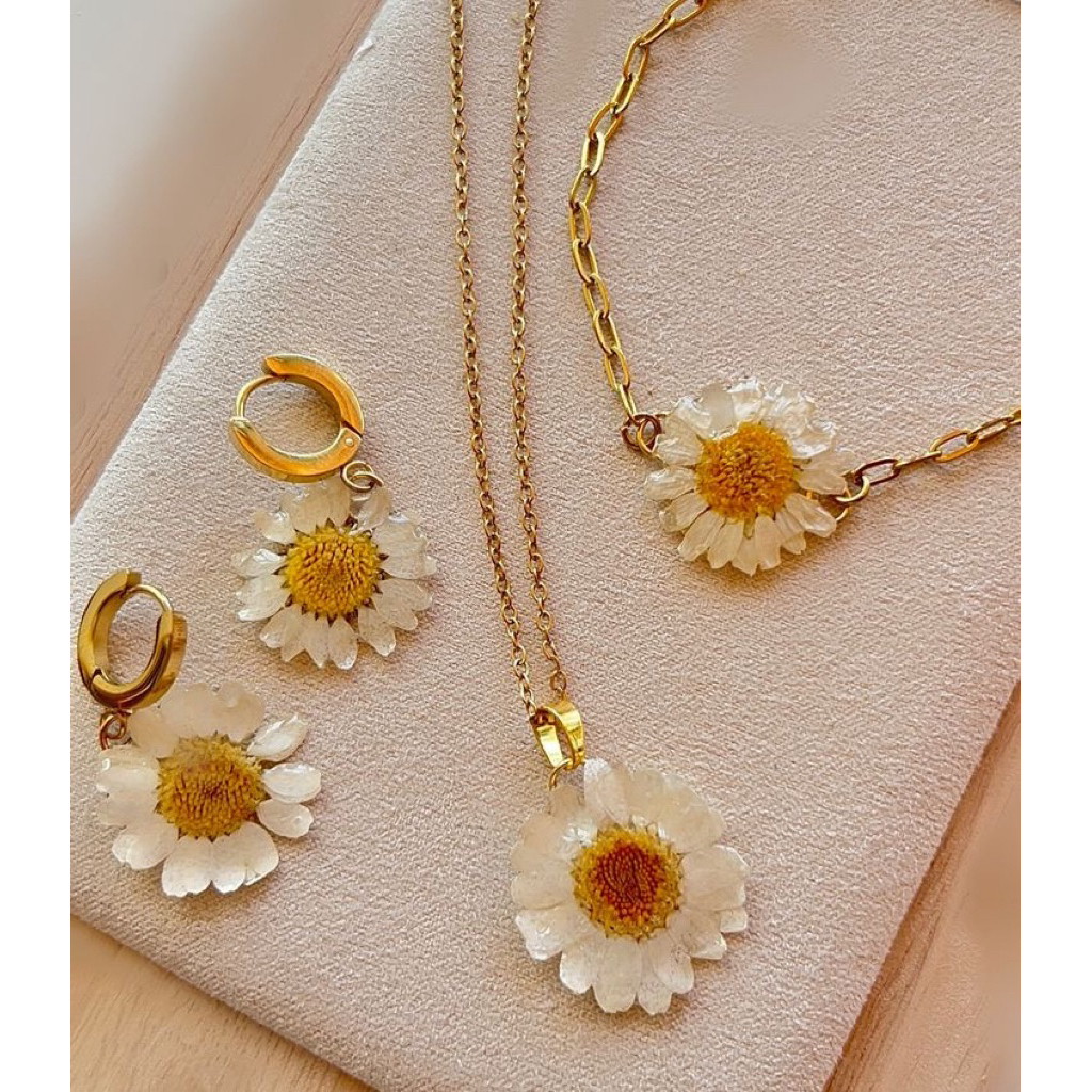 The Elpis Set (Goddess of Hope) - Stainless Steel: Exclusive Real Daisy Jewelry Collection | Perhias