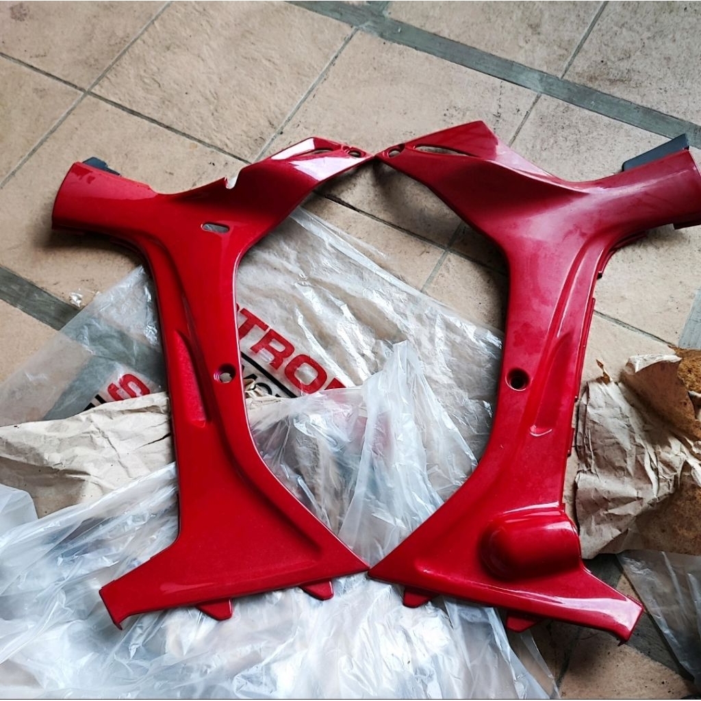 Leg shield yamaha F1ZR set. strong