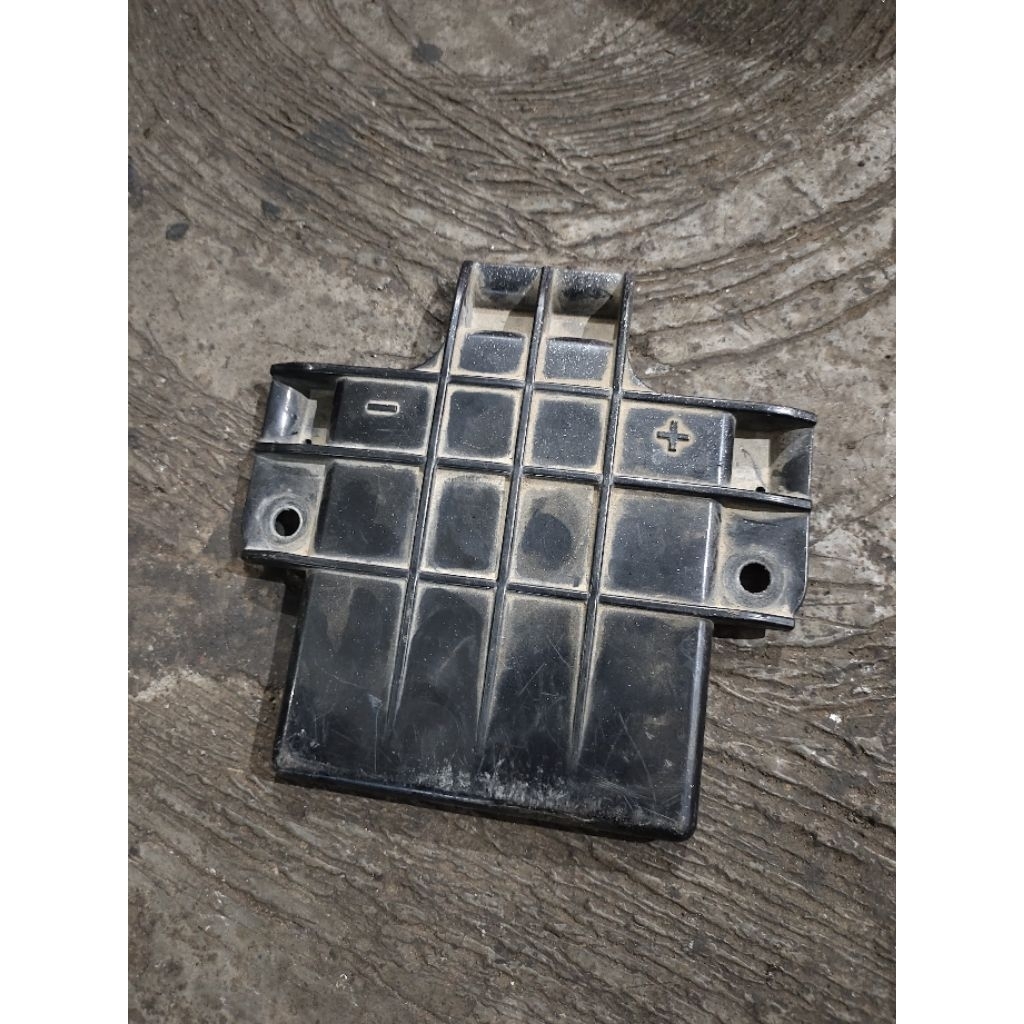 tutup aki Klx 150L , S,L,G ,BF dtracker ori lepasan motor l