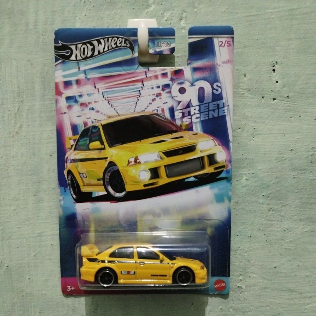 HOTWHEELS LANCER KUNING