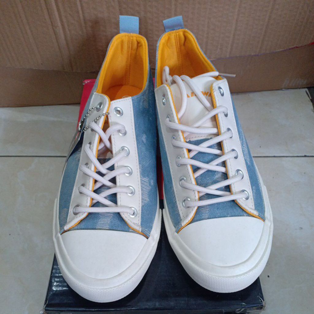 Sepatu Aiw TIGRA