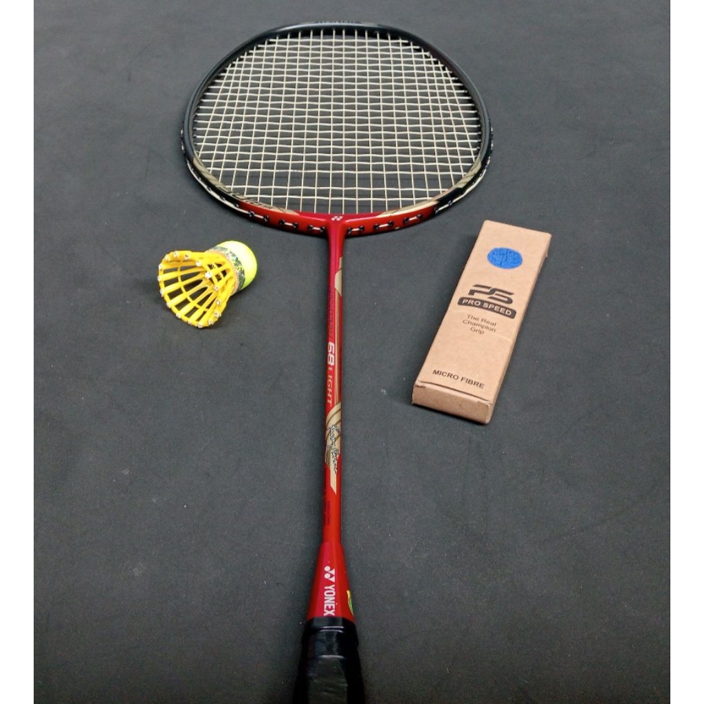 Raket badminton bekas second original yonex nanoray 68 light