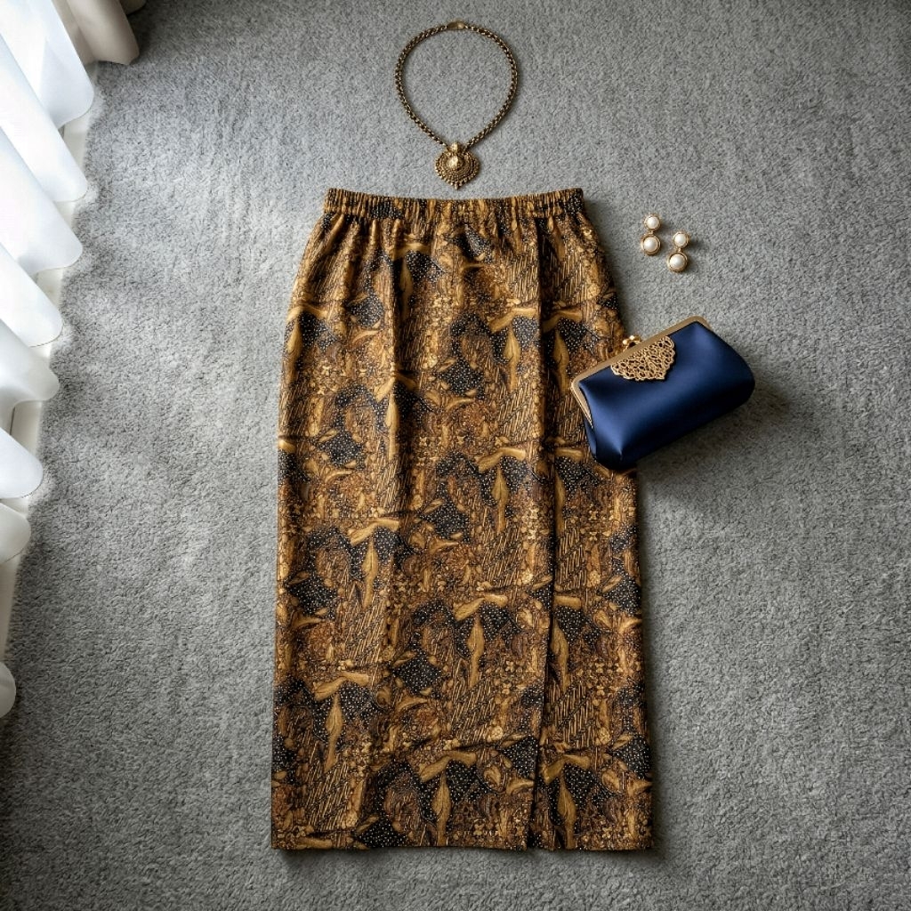 Rok Batik Panjang Premium - Motif Klasik dengan Belahan Depan