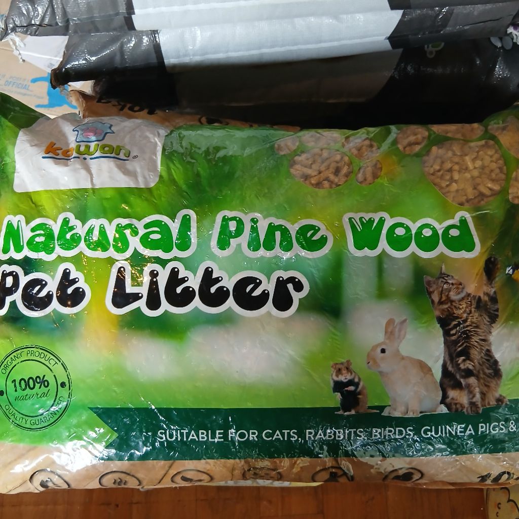 Pine wood Pet Litter pellet Kayu Kucing Kelinci Marmut Kawan Natural pine wood10kg