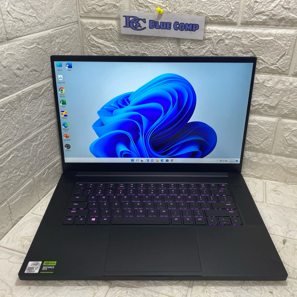 Laptop Gaming Razer Blade Core i7 10750H Nvidia RTX 2070 Vram 8GB Ram 16 GB SSD 512GB Laptop Design 