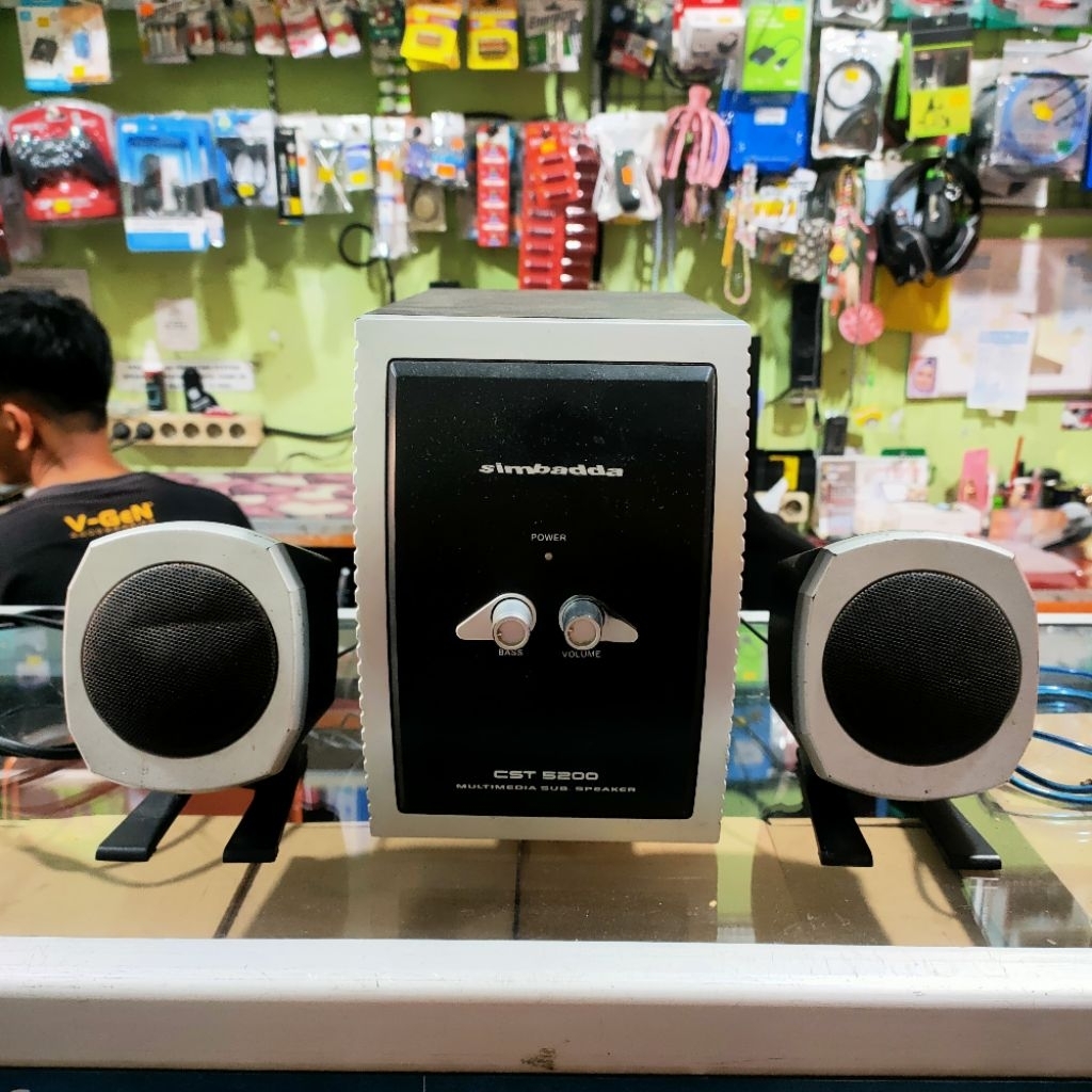 Speaker Subwoofer Bekas Simbadda CST 5200