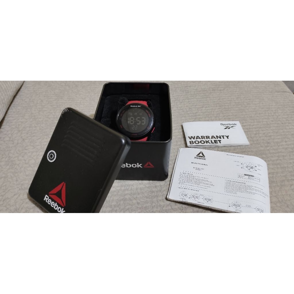 JAM TANGAN UNISEX REEBOK  RD-ELE-G9 DIGITAL SPORT ORIGINAL RUBBER STRAP SECOND