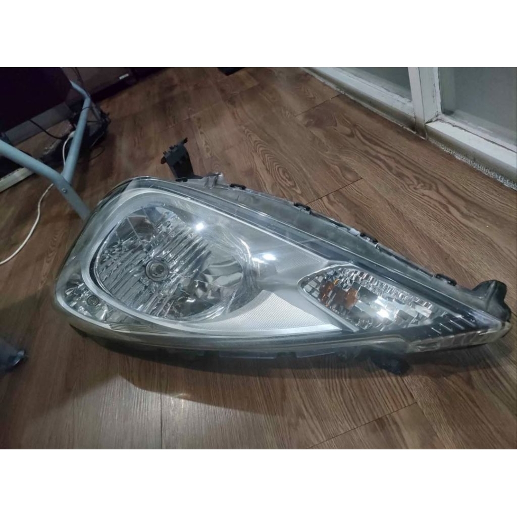 Headlamp Lampu Depan Honda Jazz 2011 2012 Original