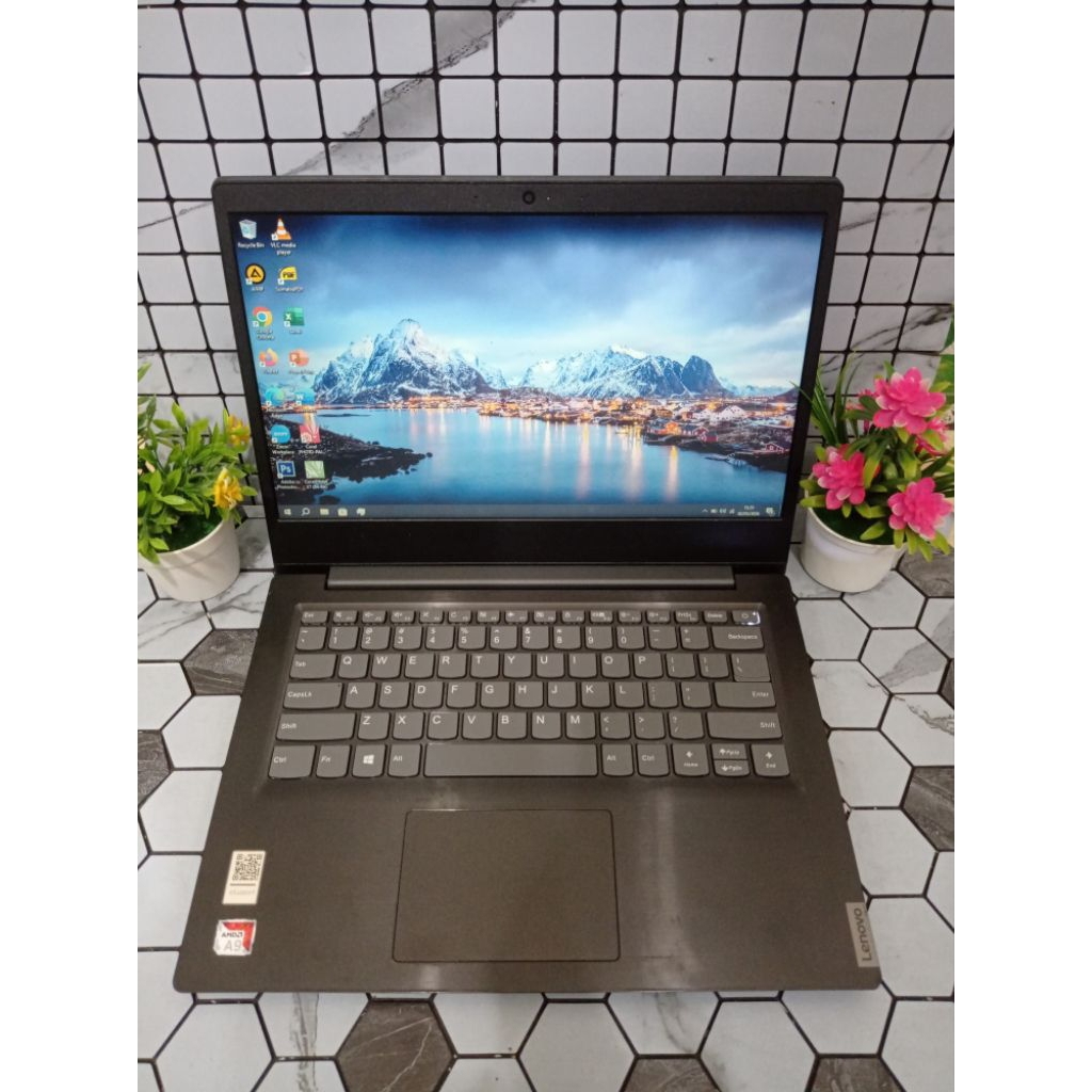 Laptop Lenovo Ideapad S145 AMD A9 - 9425 RAM 4GB SSD 256GB