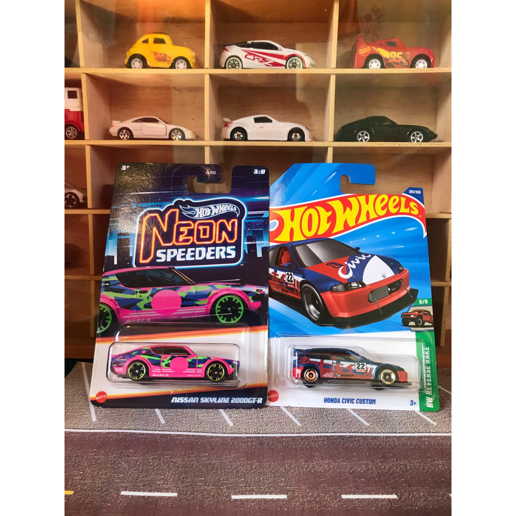 Hot Wheels Neon Speeders Nissan Skyline 2000GT-R & Hot Wheels Honda Civic Custom