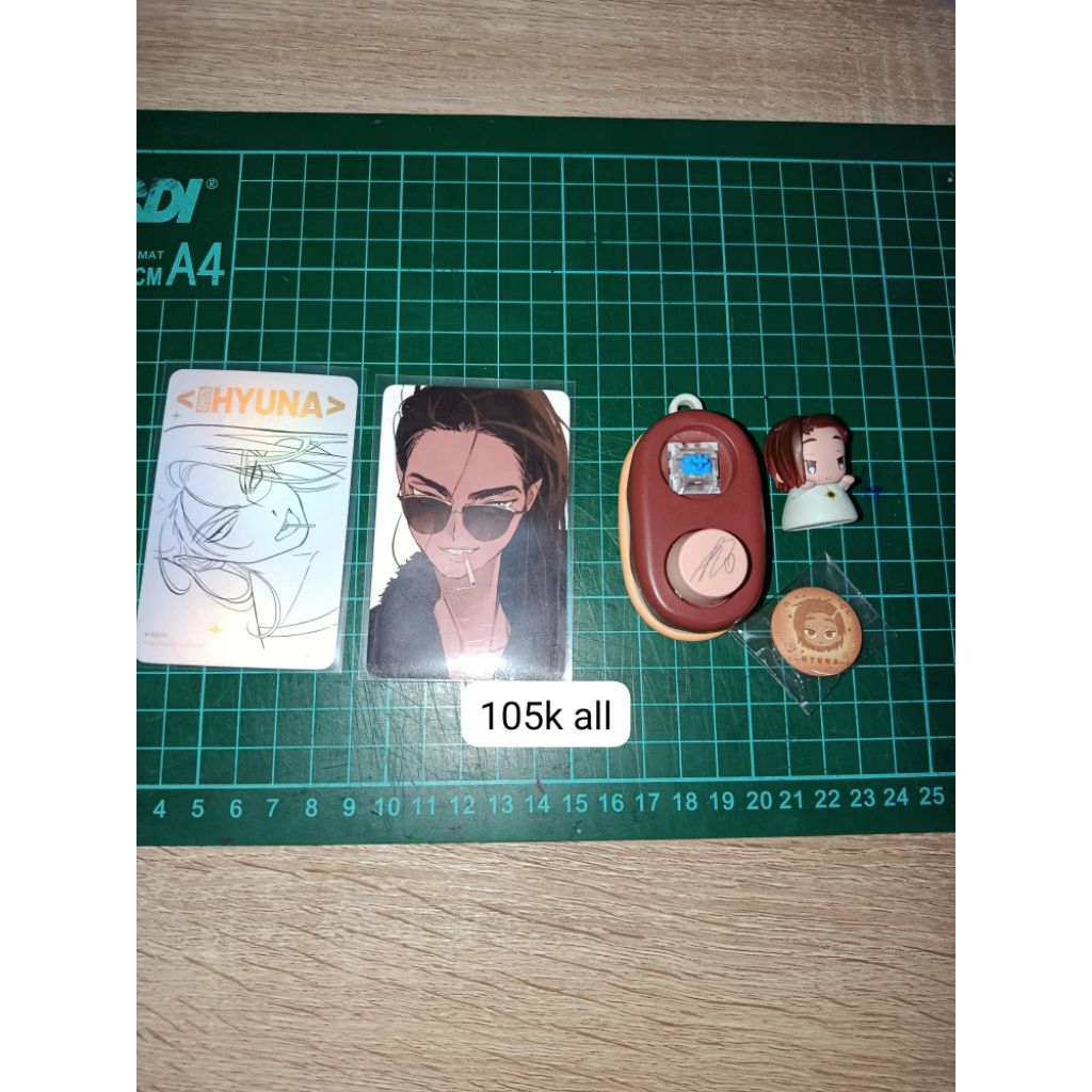 alnst alien stage hyuna official & fanmerch