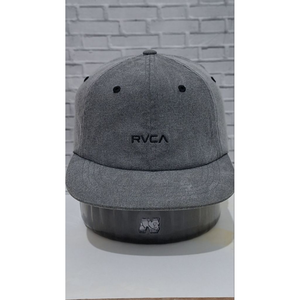 Snapback original RVCA x Yupoong