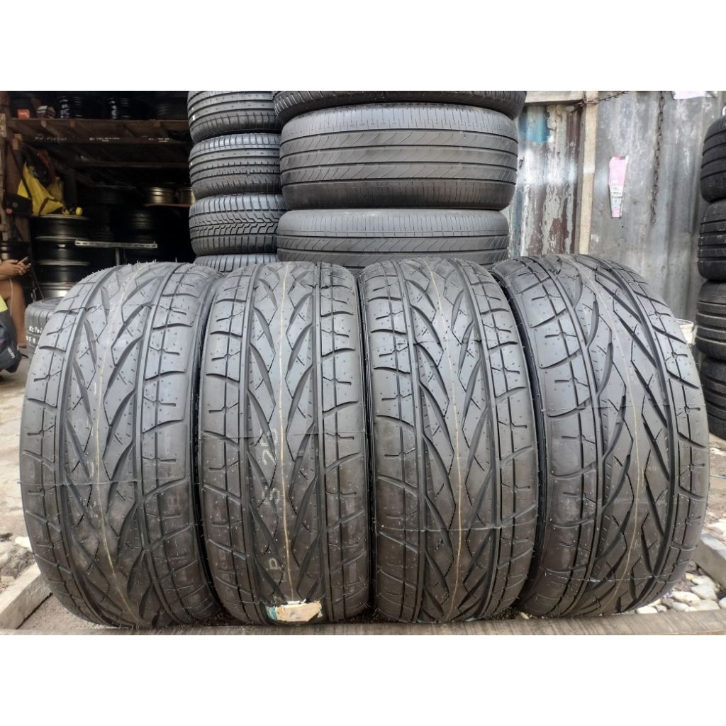 Ban 215/40 R18 Forceum Hexa-R