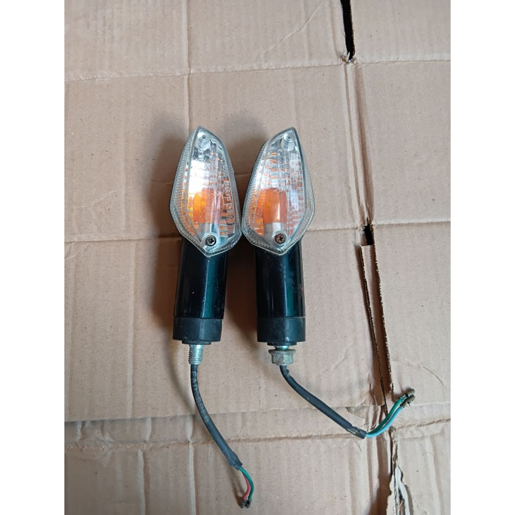 Lampu sen sein riting CBR 150 / 250 old k45A second ori