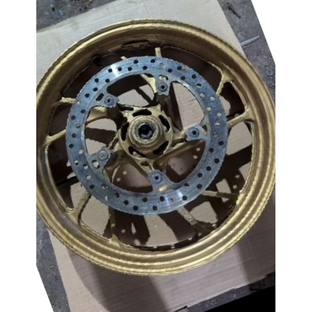 veleg racing depan Honda CBR 150R new(original copotan)