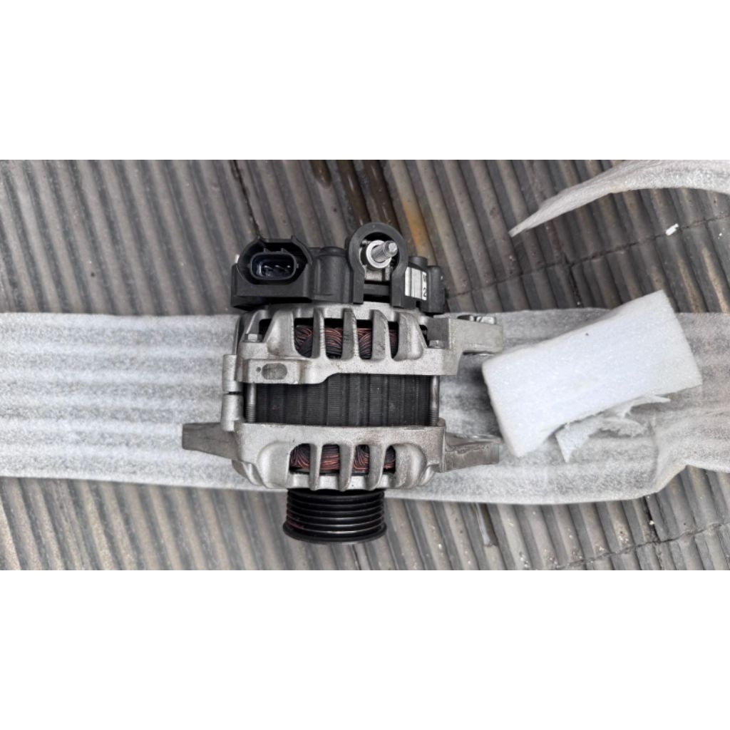 ALTERNATOR Kia RIO 2012