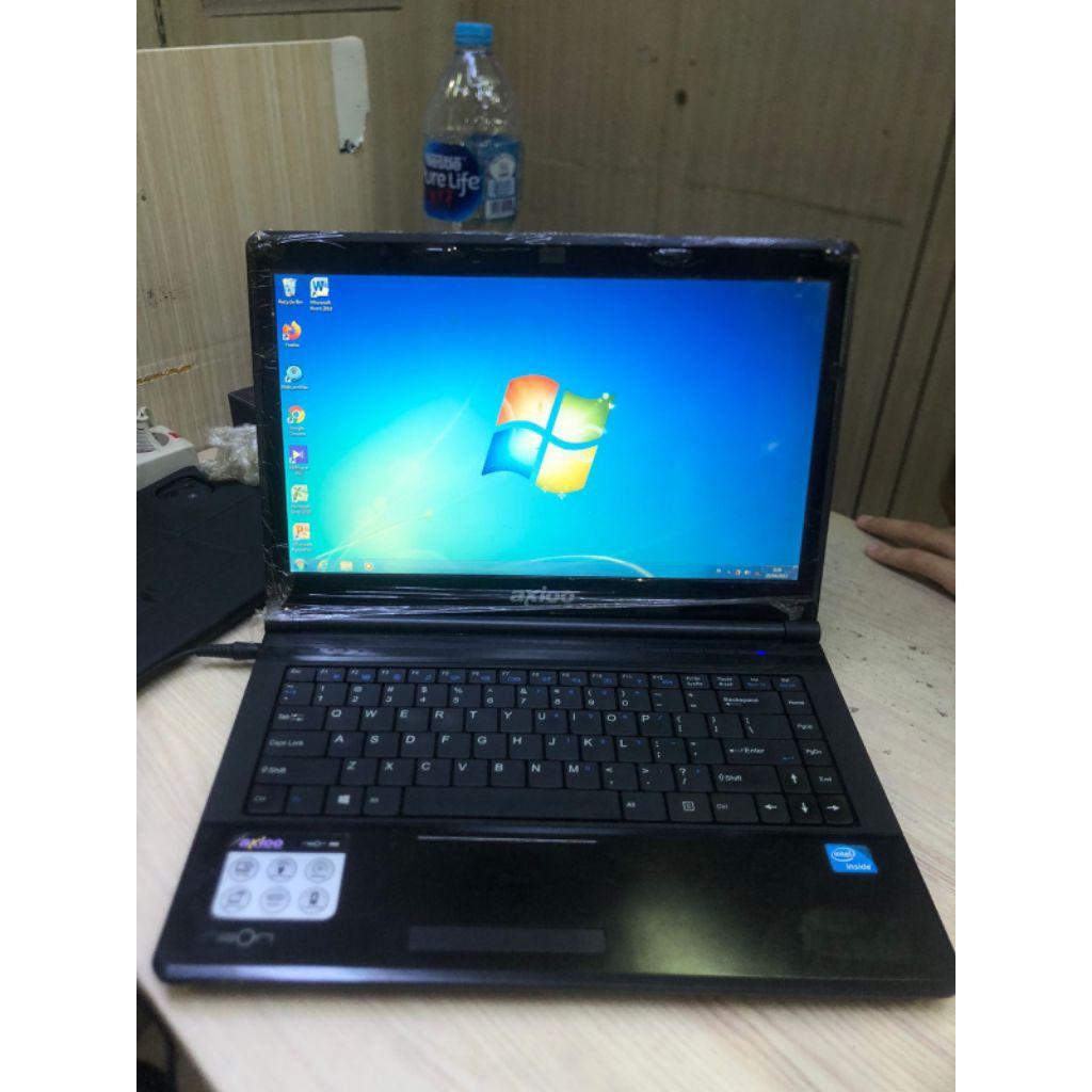 Laptop Second Axioo