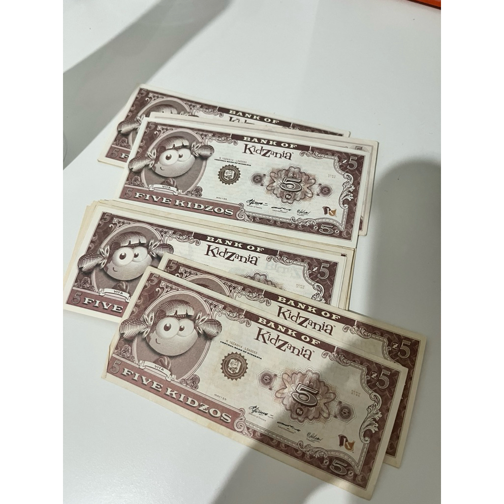 UANG KIDZOS KIDZANIA