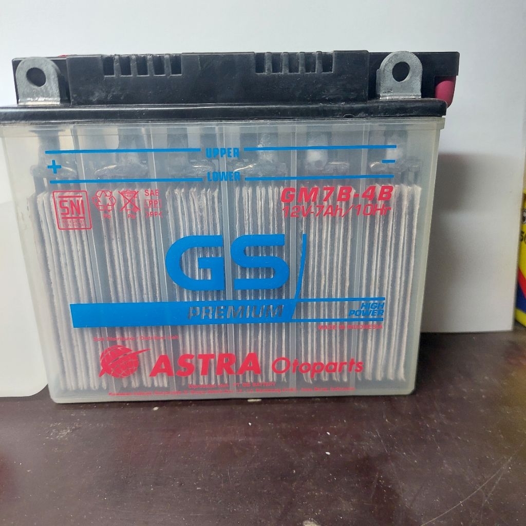 AKI BATERAI MOTOR BASAH GS ASTRA GM7B 12V 7AH MTX7D SCORPIO TIGER