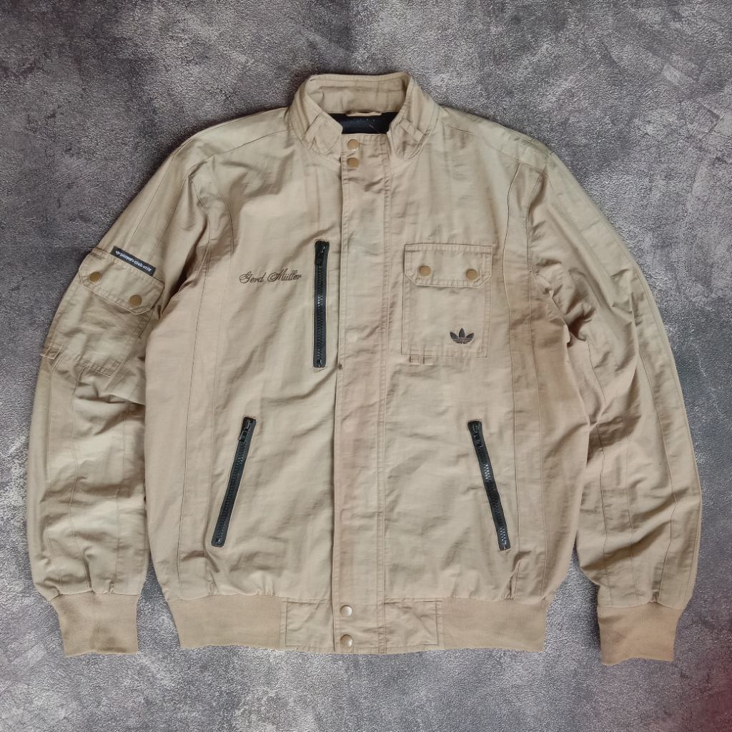 Casual Jacket Adidas Gerd Muller Vtg Classic original, jaket casual adidas threefoil simple logo, wo