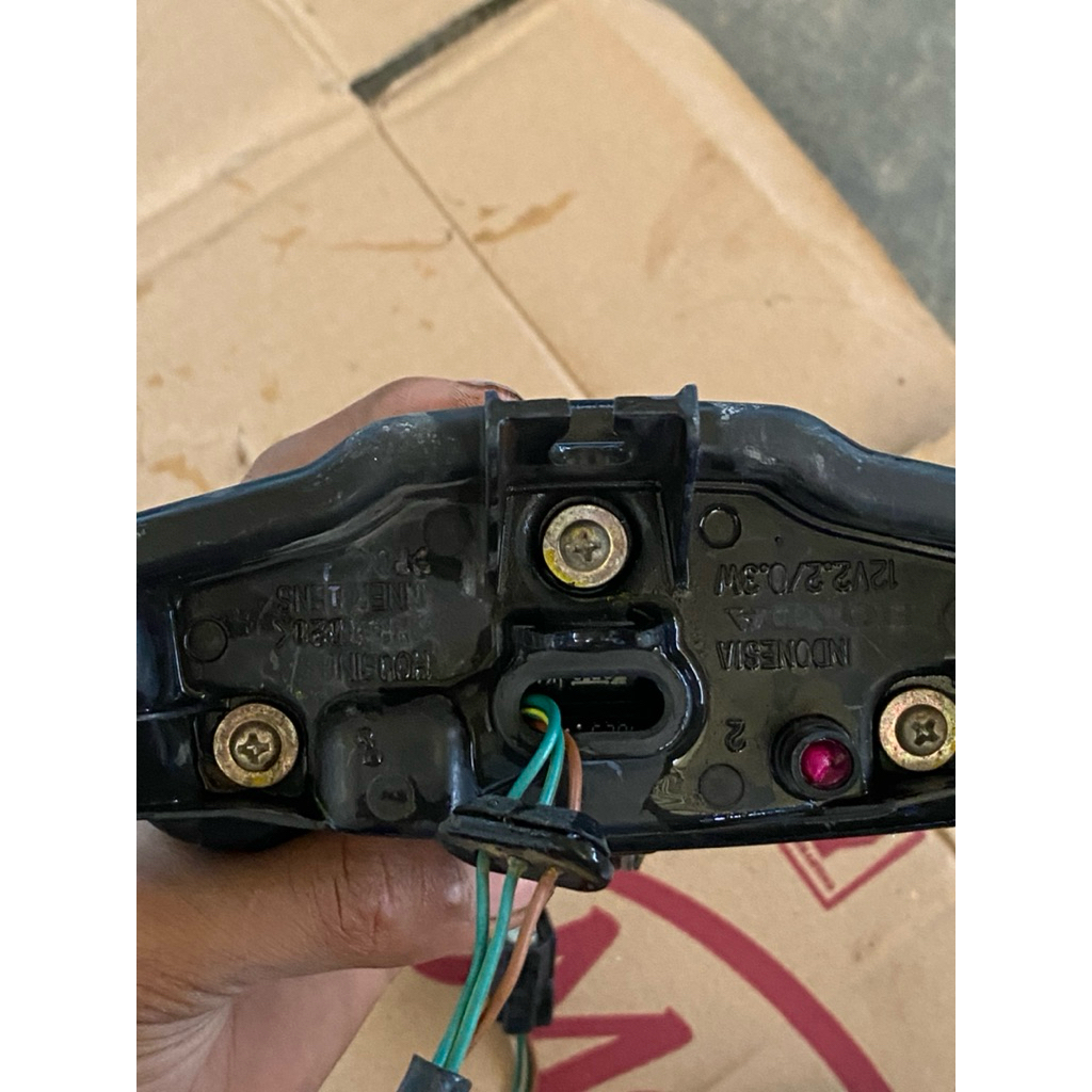 stoplamp cbr150r facelift original copotan