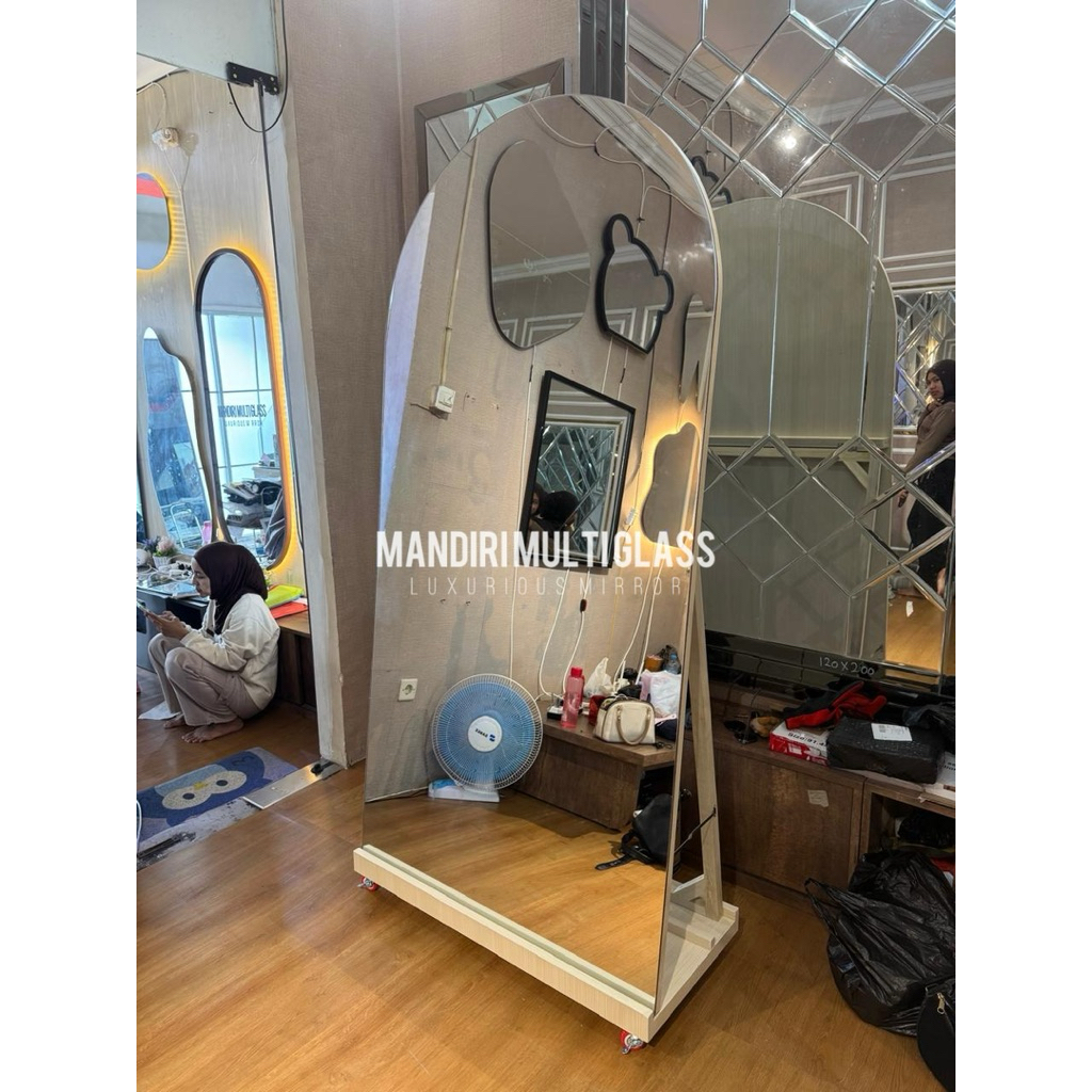 Standing Cermin Blokboard Roda Geser StandingRoda Full Body CustomeStanding