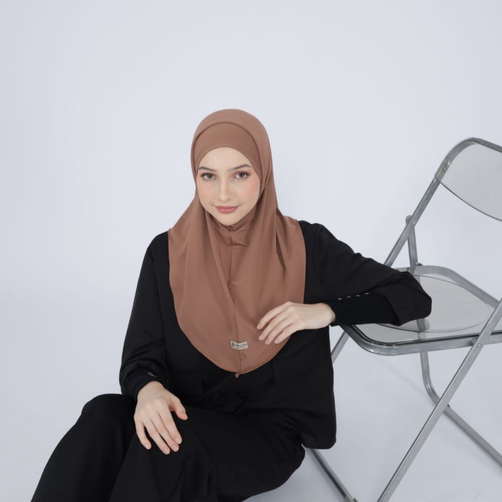 Bergo JERSEY Instan Adem Dhinda Hijab JASMINE M