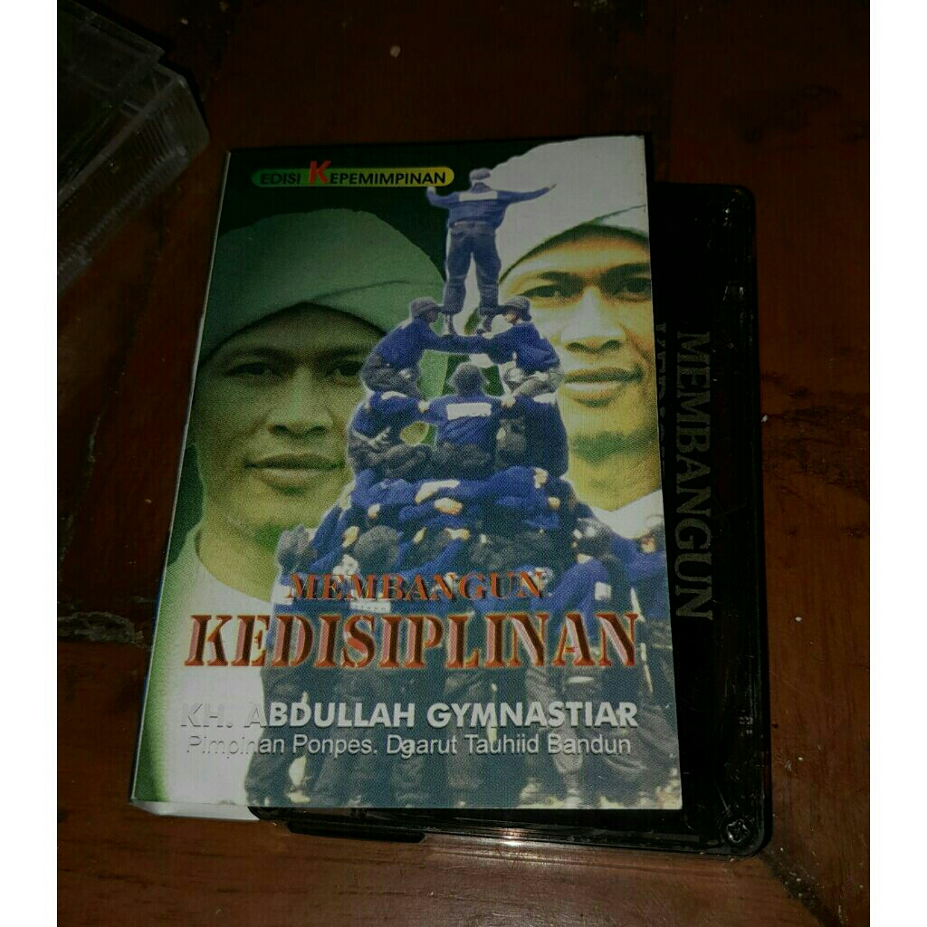 Kaset pita KH Abdullah Gymnastiar Membangun kedisiplinan