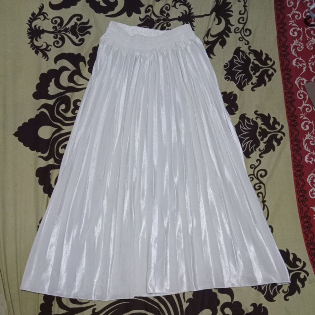 rok plisket bludru 7/8