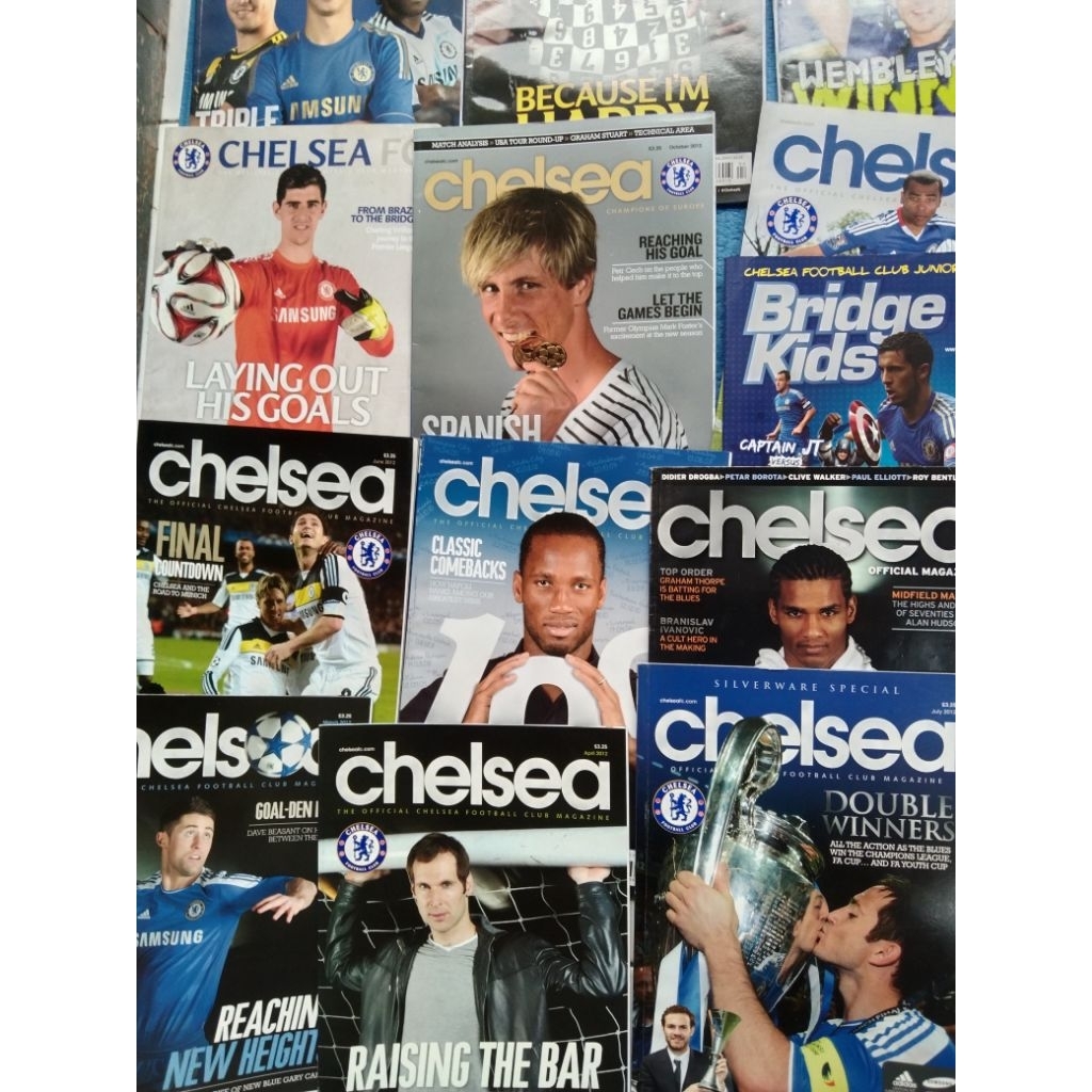 Majalah Bola SOCCER Magazine & FOOTBALL ITALIA majalah CHELSEA FC Football import