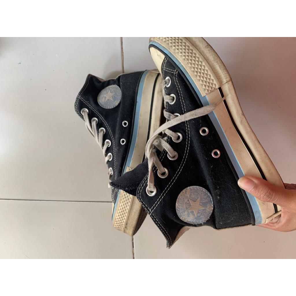 Converse Chuck Taylor All Star Hi (High Top) Ori (university blue accents)