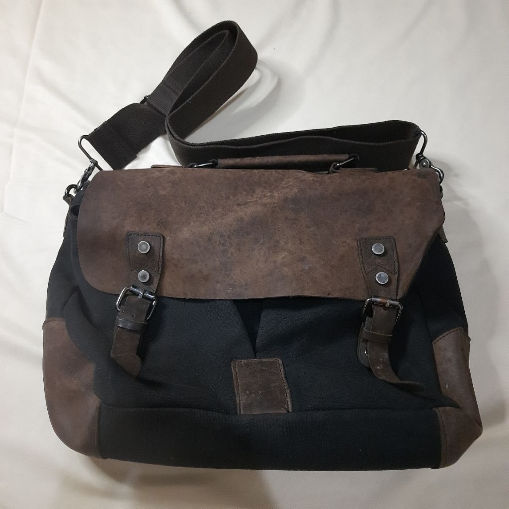 Tas Selempang ZAPATOS Kanvas Original / Massager Bag ZAPATOS Leather Original