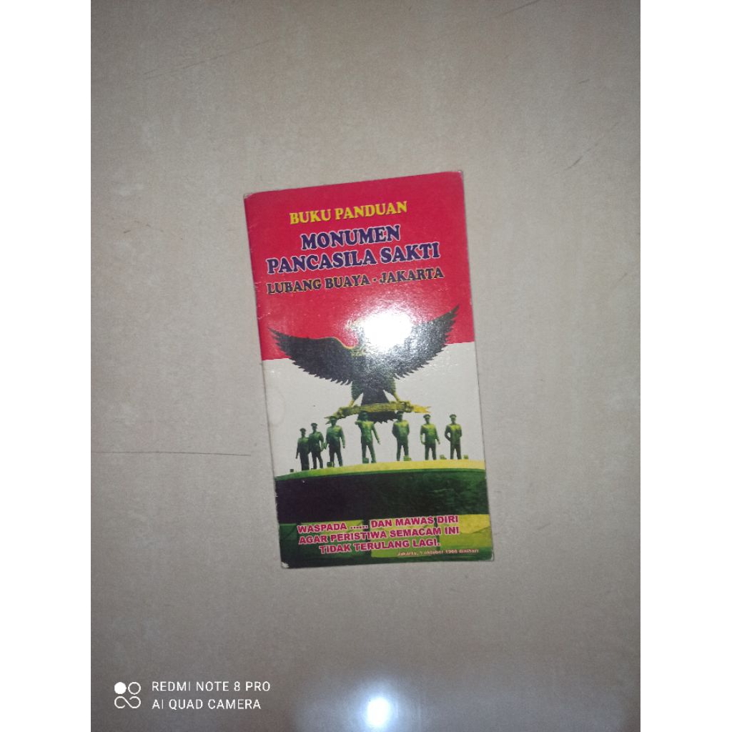 Buku monumen pancasila sakti