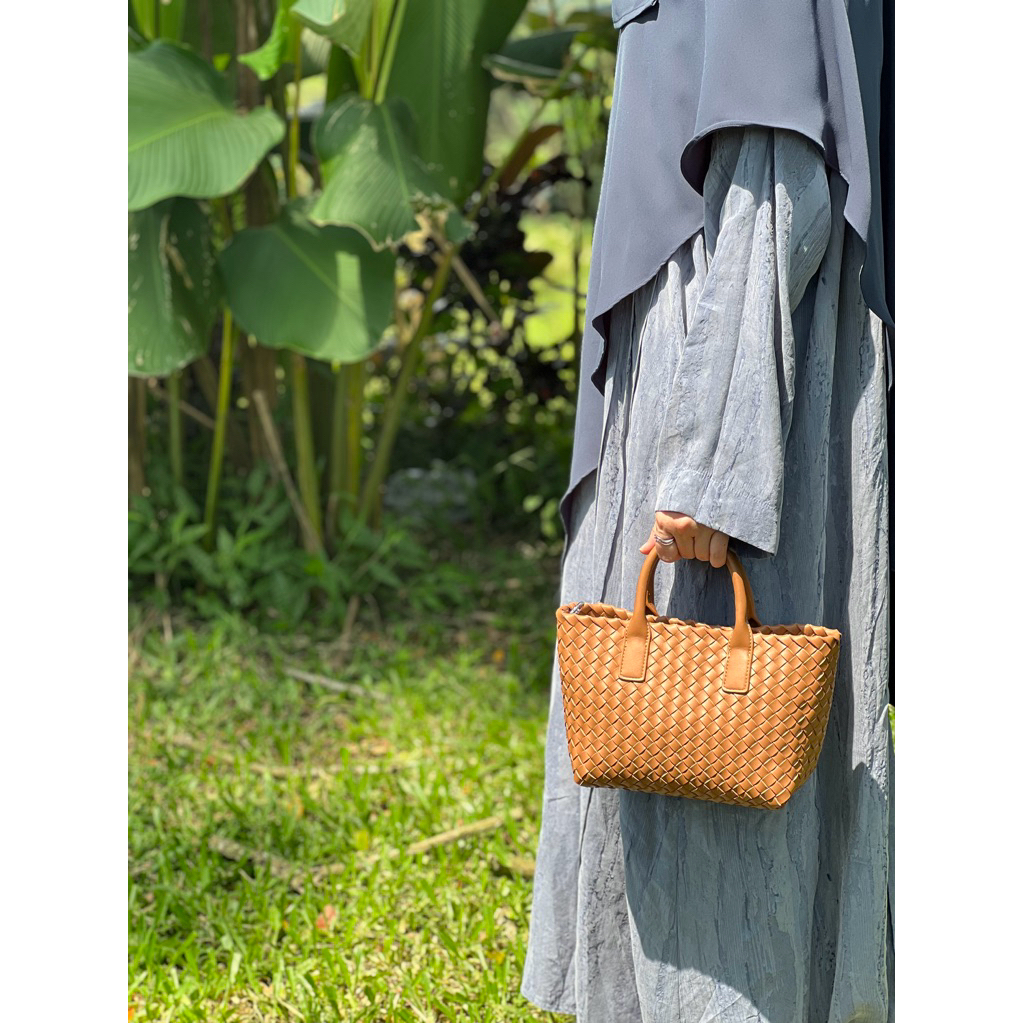 NUREENA LEATHER - Selenna Woven Bag Tas Kulit Sapi Premium Tas Wanita Tas Slempang Wanita Tas Anyama