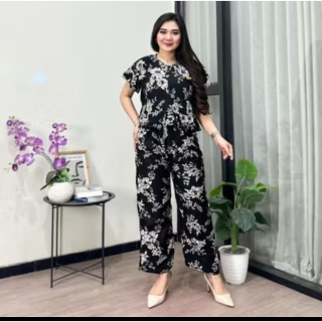 Setelan Baju Wanita Motif Bunga Baju Santai Rayon Celana Panjang Adem Dan Style Nayaman