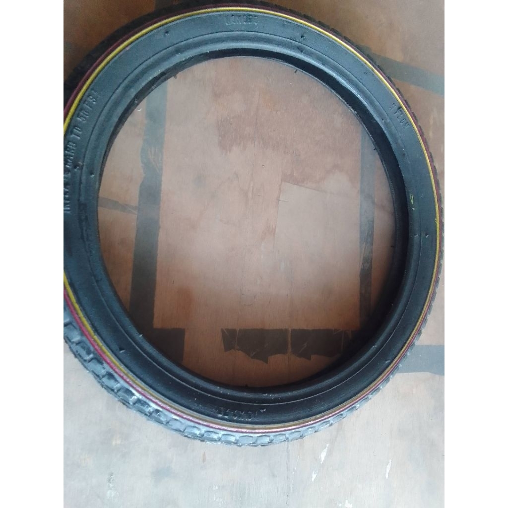 Ban luar sepeda ukuran 16 x 1.75 merk Komodo
