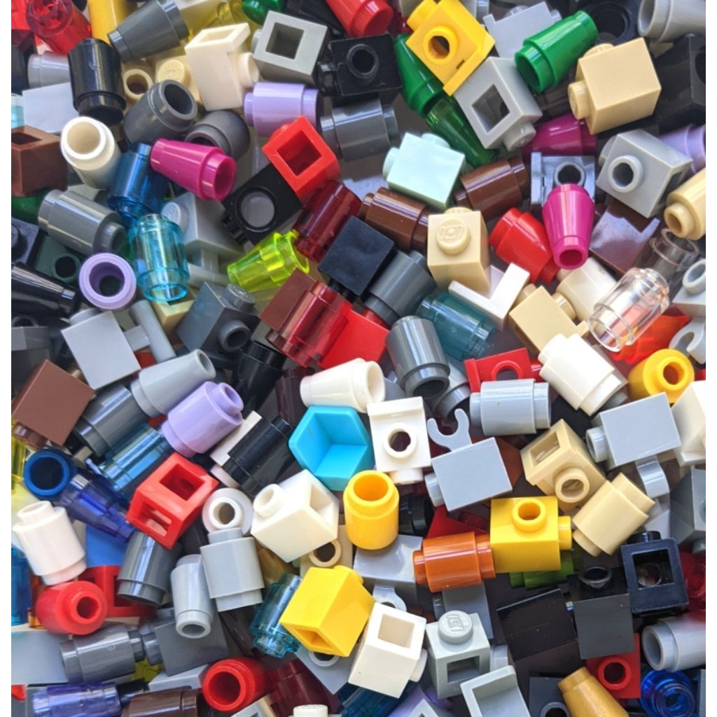 LEGO PART ( BBB 4 ) Brick, Modified 1 x 1  kondisi  bekas bersih original jaminan 100%.