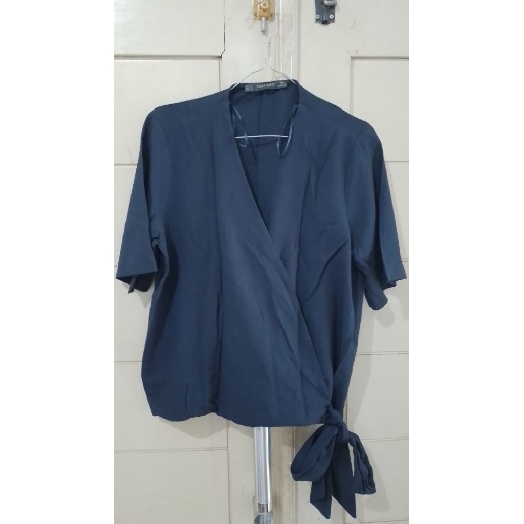 Blouse / Atasan ZARA Basic  Original ( preloved )