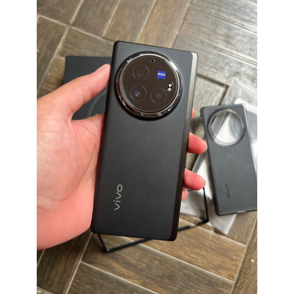 Vivo X Fold 3 pro 16/512 Fullset Black Resmi